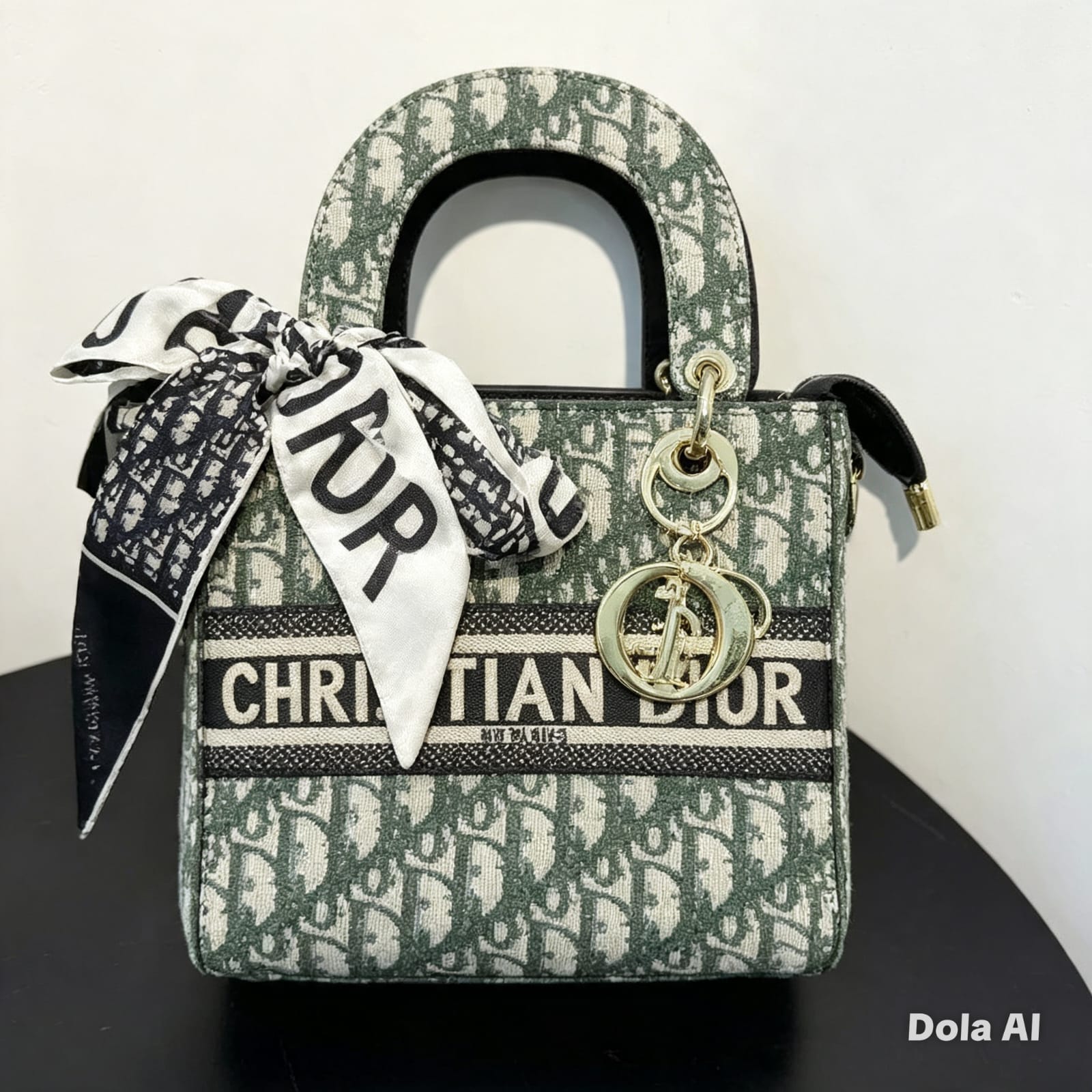 Dior